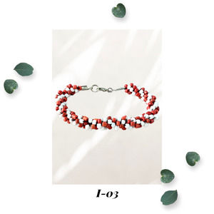 Splendid love - Kumihimo Beaded Rope Bracelet - Red White - Candy Cane